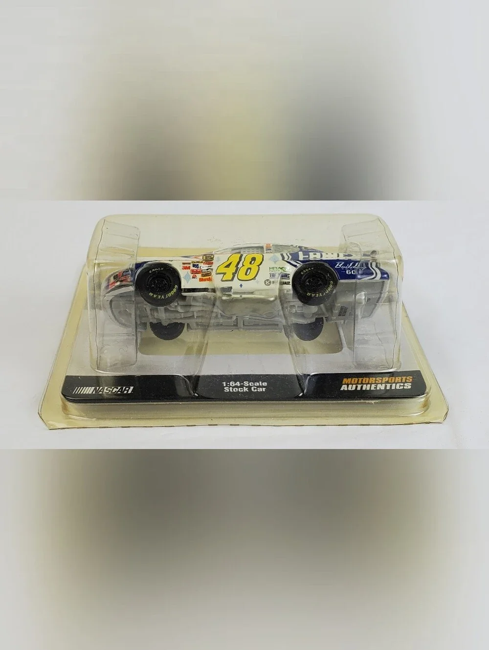 Motorsports Authentic Jimmie Johnson #48 Lowes Limited Ed. 2006 Monte Carlo 1:64